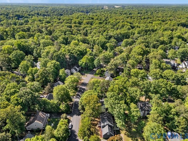 524 Glenmeadow Rd, Midlothian, VA 23114