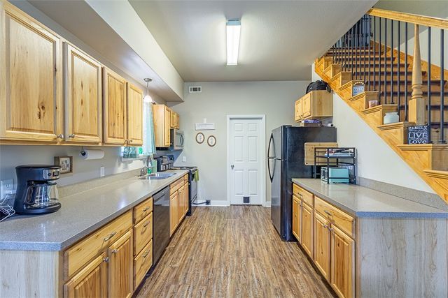 10493 Tara Lane, Rogers, AR 72756