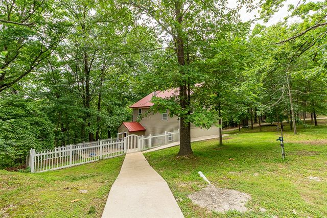 10493 Tara Lane, Rogers, AR 72756