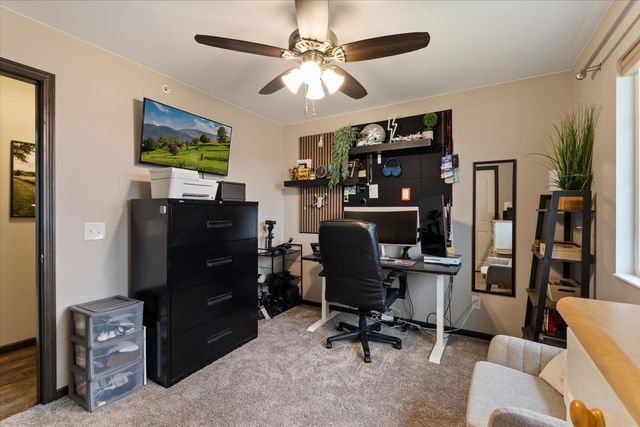 340 E Franklin Street 202, Eldridge, IA 52748