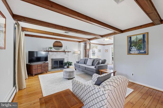 956 EMBREE LN, West Chester, PA 19380