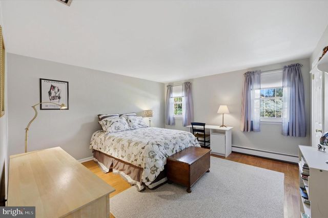 956 EMBREE LN, West Chester, PA 19380