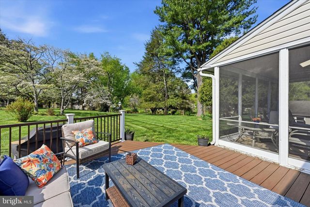 956 EMBREE LN, West Chester, PA 19380