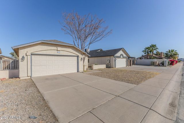 6842 W STATE Avenue, Glendale, AZ 85303