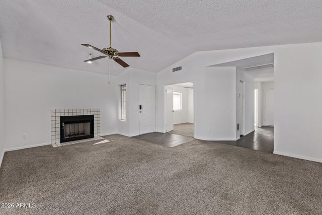 6842 W STATE Avenue, Glendale, AZ 85303