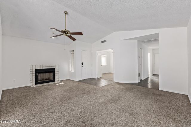 6842 W STATE Avenue, Glendale, AZ 85303