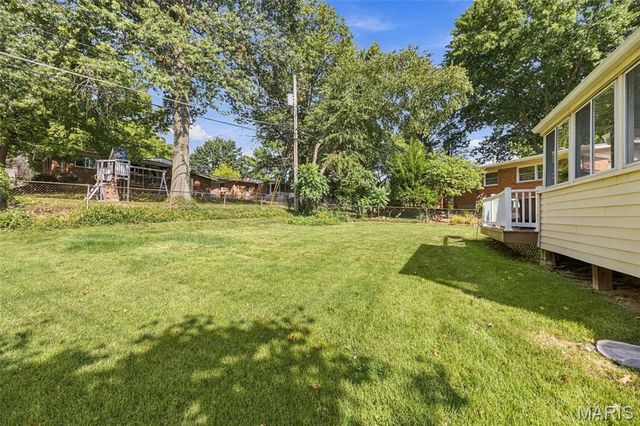 2327 Kenosho Avenue, St Louis, MO 63114