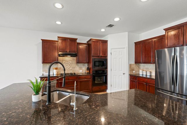 2246 Garlic Creek DR, Buda, TX 78610