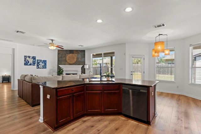 2246 Garlic Creek DR, Buda, TX 78610