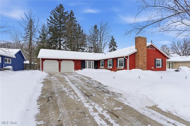 561 Brigton Drive, Berea, OH 44017