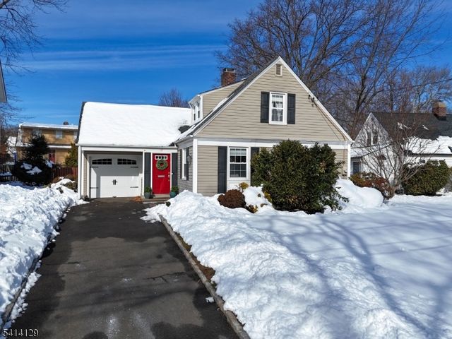 17 Cherokee Rd, Cranford Twp., NJ 07016