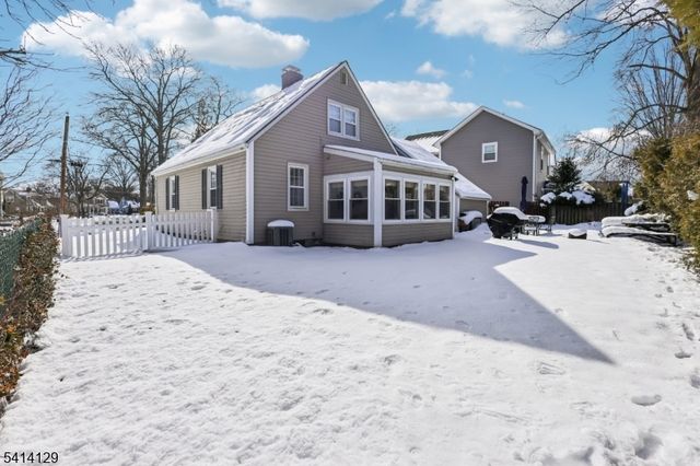 17 Cherokee Rd, Cranford Twp., NJ 07016