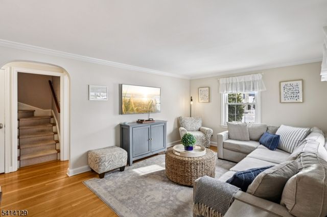 17 Cherokee Rd, Cranford Twp., NJ 07016