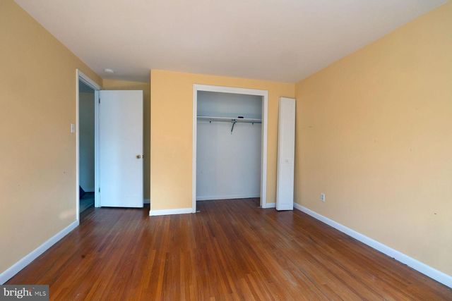 105 DEERFIELD DR, Cherry Hill, NJ 08034