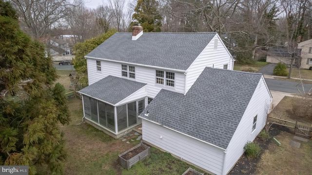 105 DEERFIELD DR, Cherry Hill, NJ 08034