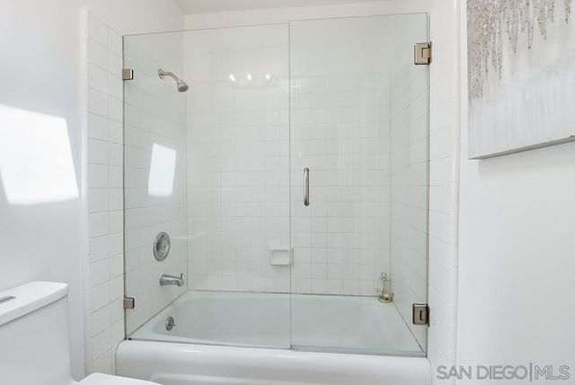 727 F Avenue, Coronado, CA 92118