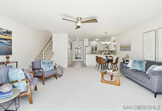 727 F Avenue, Coronado, CA 92118