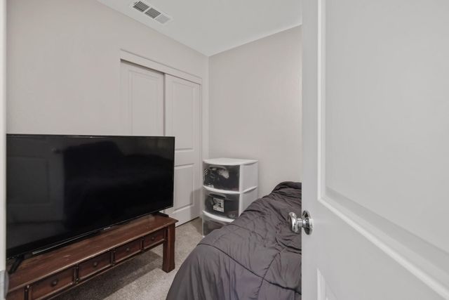 725 James Avenue, Corcoran, CA 93212