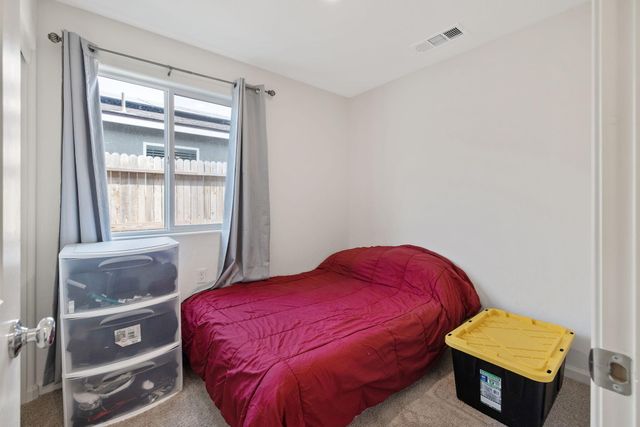 725 James Avenue, Corcoran, CA 93212