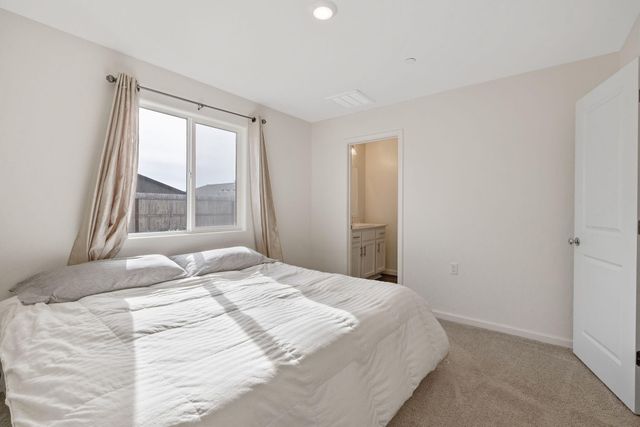 725 James Avenue, Corcoran, CA 93212