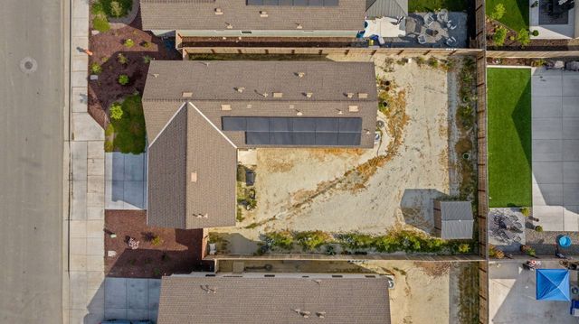 725 James Avenue, Corcoran, CA 93212