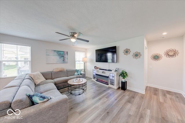 161 Mission Terrace Drive, Whiteland, IN 46184