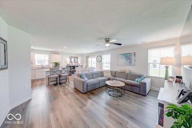 161 Mission Terrace Drive, Whiteland, IN 46184