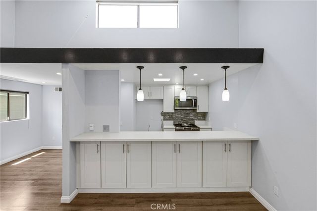 22 Arminta st unit 22, Sun Valley, CA 91352