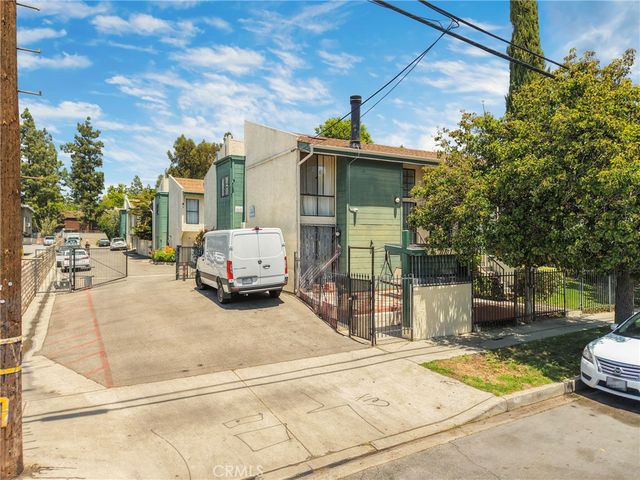 22 Arminta st unit 22, Sun Valley, CA 91352