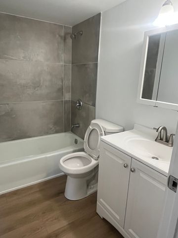 11035 S KEATING Avenue 2ne, Oak Lawn, IL 60453