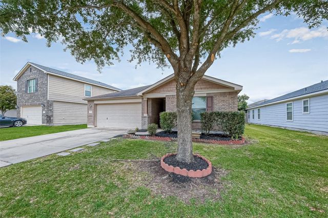 7722 Shavano Ln, Cypress, TX 77433