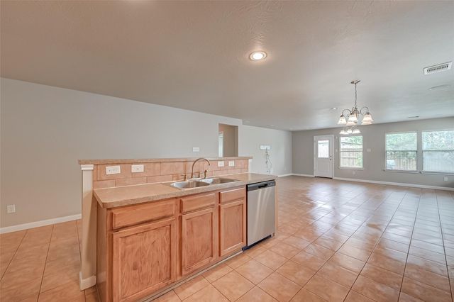 7722 Shavano Ln, Cypress, TX 77433