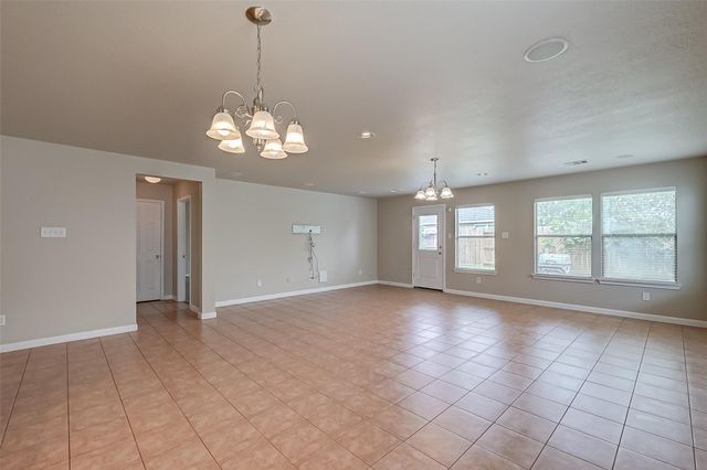 7722 Shavano Ln, Cypress, TX 77433