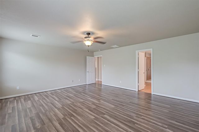 7722 Shavano Ln, Cypress, TX 77433