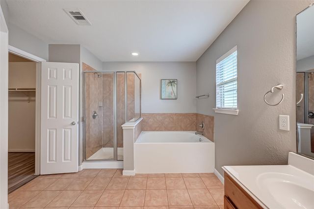 7722 Shavano Ln, Cypress, TX 77433