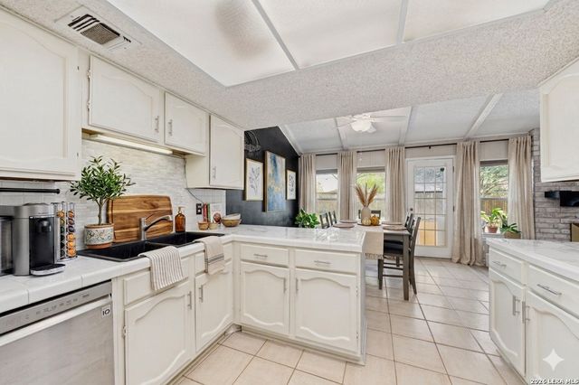 3318 Rosetti, San Antonio, TX 78247