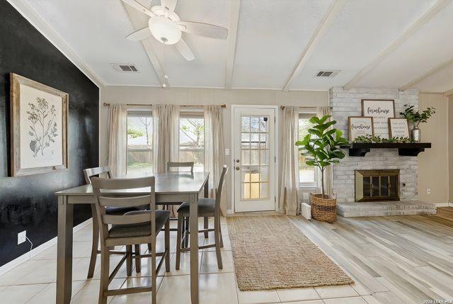 3318 Rosetti, San Antonio, TX 78247