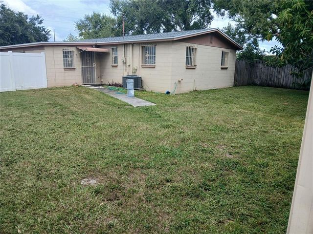 4522 W HENRY AVENUE, Tampa, FL 33614