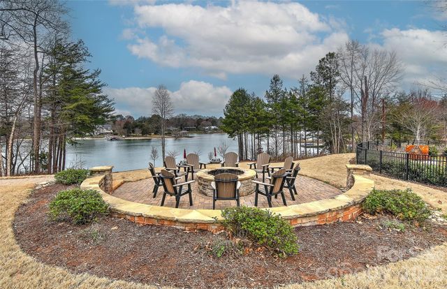 146 Beacon Drive D, Mooresville, NC 28117