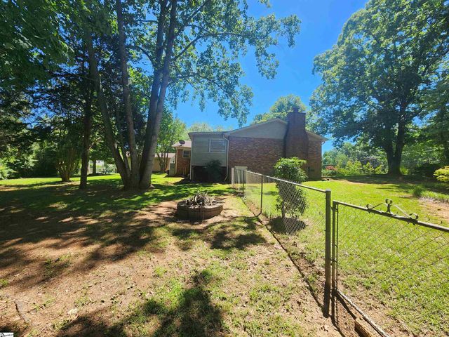 10824 Anderson Road, Piedmont, SC 29673