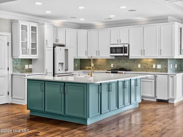 6366 Havencrest Drive SW, Ocean Isle Beach, NC 28469