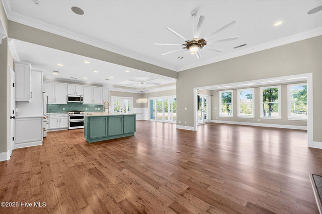 6366 Havencrest Drive SW, Ocean Isle Beach, NC 28469