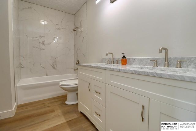 909 F Street, Eagle, NE 68347