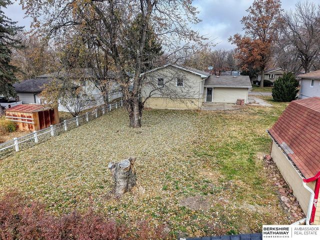 909 F Street, Eagle, NE 68347