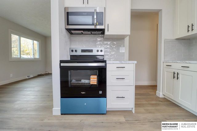 909 F Street, Eagle, NE 68347