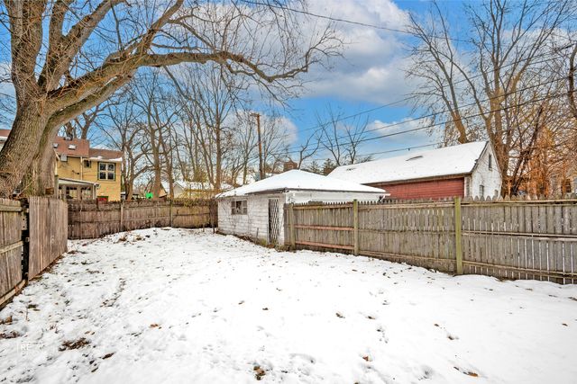 2043 Asbury Avenue, Evanston, IL 60201