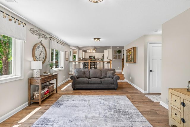 15165 Dartmoor Court, Rosemount, MN 55068