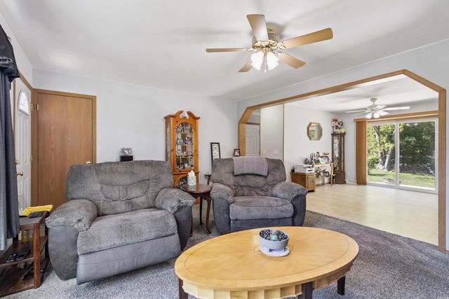 507 Jana Drive, Edgerton, WI 53534