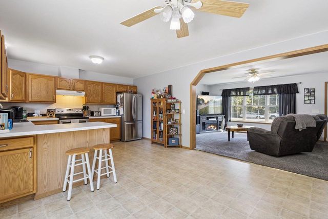 507 Jana Drive, Edgerton, WI 53534