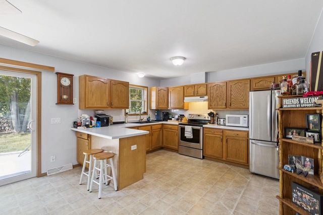 507 Jana Drive, Edgerton, WI 53534